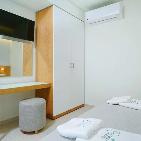 Encanto Village -apartments פוטוס