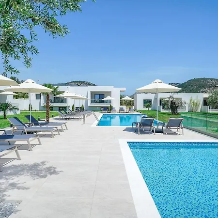 Encanto Village -apartments דירה